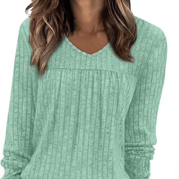 Casual V-Neck Long Sleeve Sweater Tunic - Women's Fall Fashion Staple in Sage - Picture 1 of 5